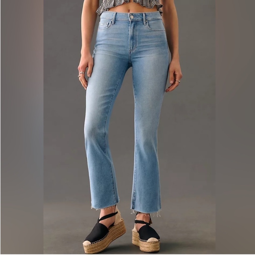 Paige Colette Crop Flare Blue Jeans in Sky Touch Mid Rise Size 25 Cotton Stretch